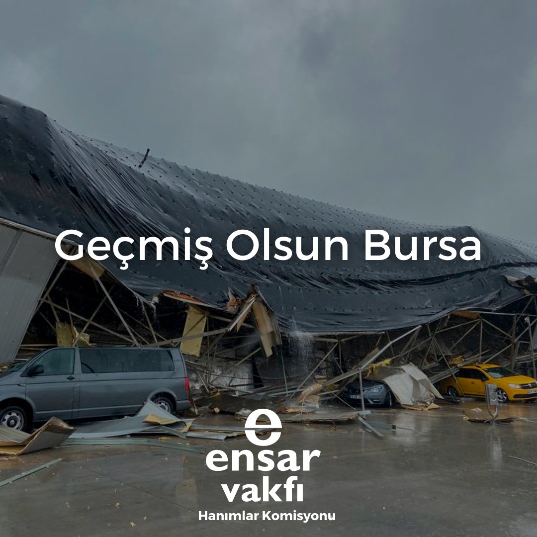 #Bursa İlimizde meydana gelen afet sonucu şehirler arası otobüs terminalinin çatısı yıldırım  çarpması sonucu yıkıldı. Vatandaşlarımıza geçmiş olsun dileklerimizi iletiyoruz.