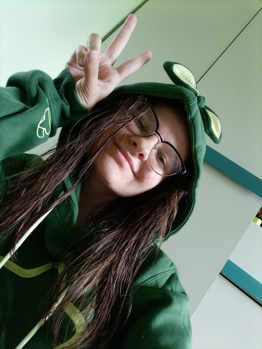 langusta tweet media