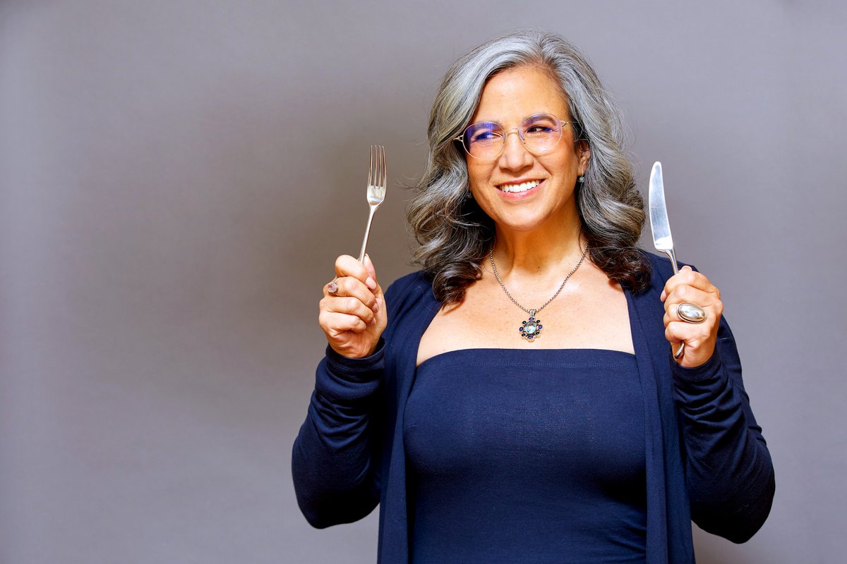 If you know what you should be doing, but struggle to actually do it? You are NOT alone.

You could be on the road to freedom from the war that goes on inside your head, heart, and body (and has been for years).

Doors are open.  We’re starting Oct. 10th.

ninamanolson.com/compassionatee…