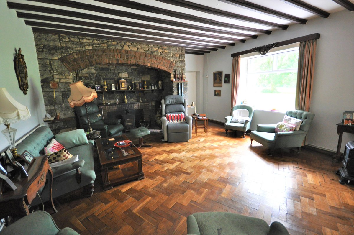 Townshends2's tweet photo. NEW TO THE MARKET a charming period house with c.102 acres located in the heart of The Golden Vale https://t.co/Gji6R5eXF9 https://t.co/nT5BA30aLO