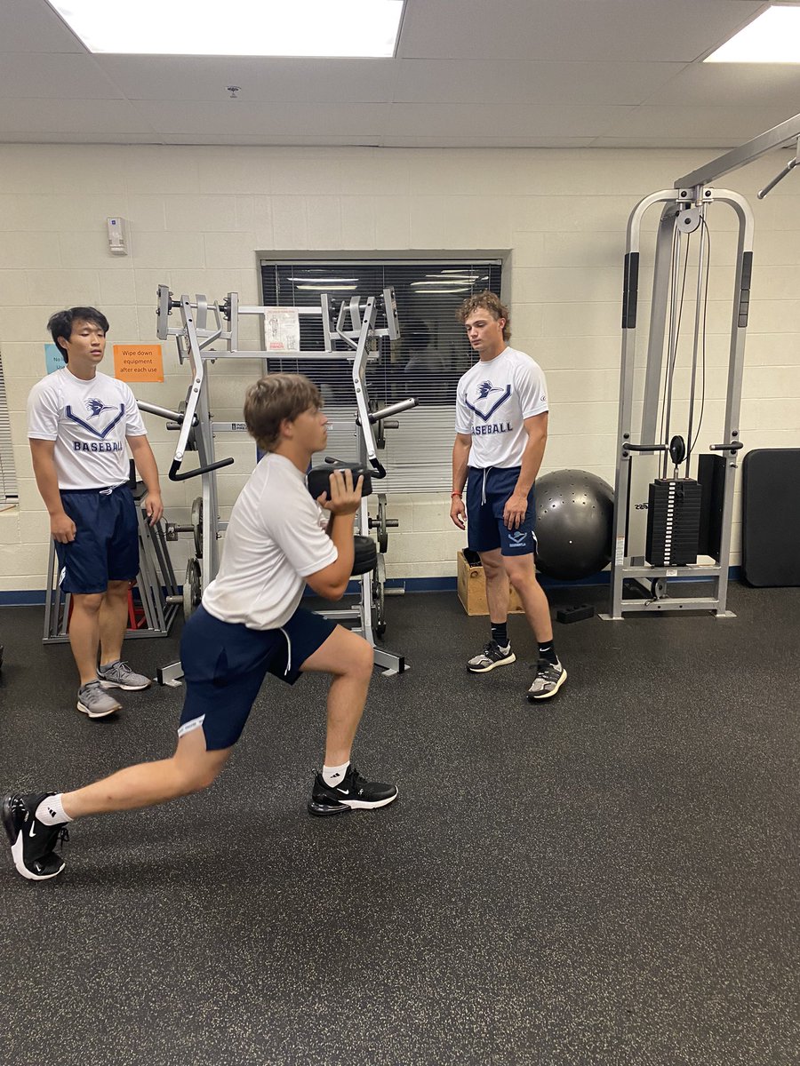 SFCC Baseball Coach tweet media