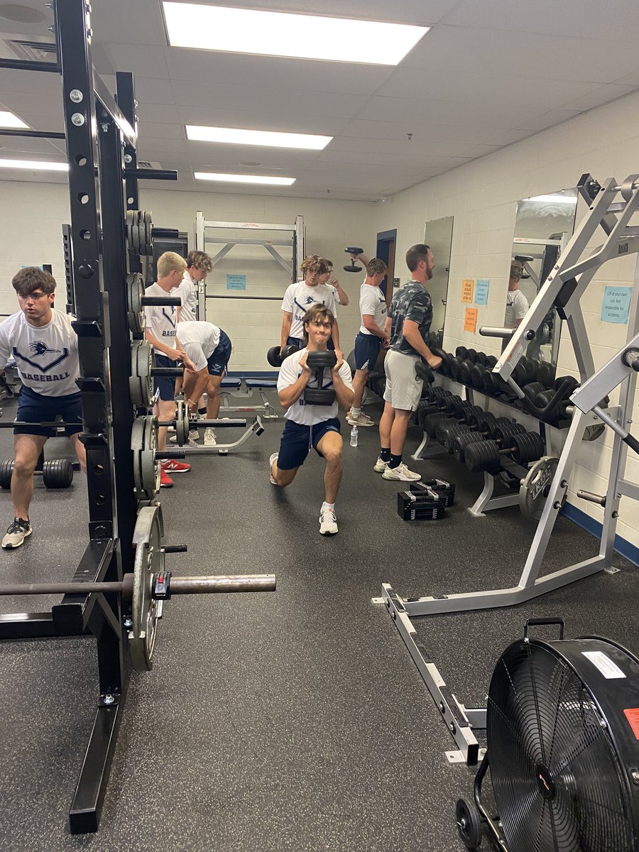 SFCC Baseball Coach tweet media