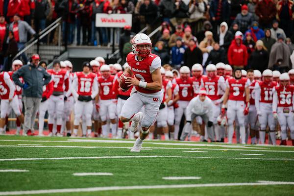 From <a href="/IndyStarSports/">IndyStarSports</a> - <a href="/WabashFB/">Wabash College Football</a> QB Liam Thompson is one of nation's best. Most people have no idea. The Mannings do.

indystar.com/story/sports/c…