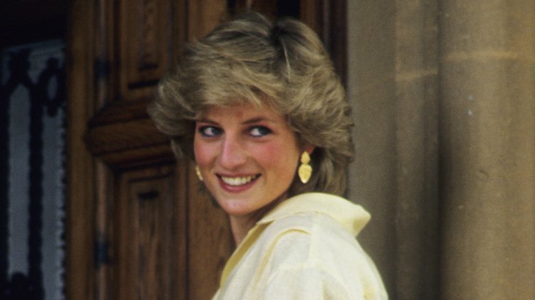 BrynMightyMouth's tweet photo. 25 years ago today. Such a tragic day in history. #RIPDiana #TimePassesQuickly https://t.co/Hs9WBnVyx2