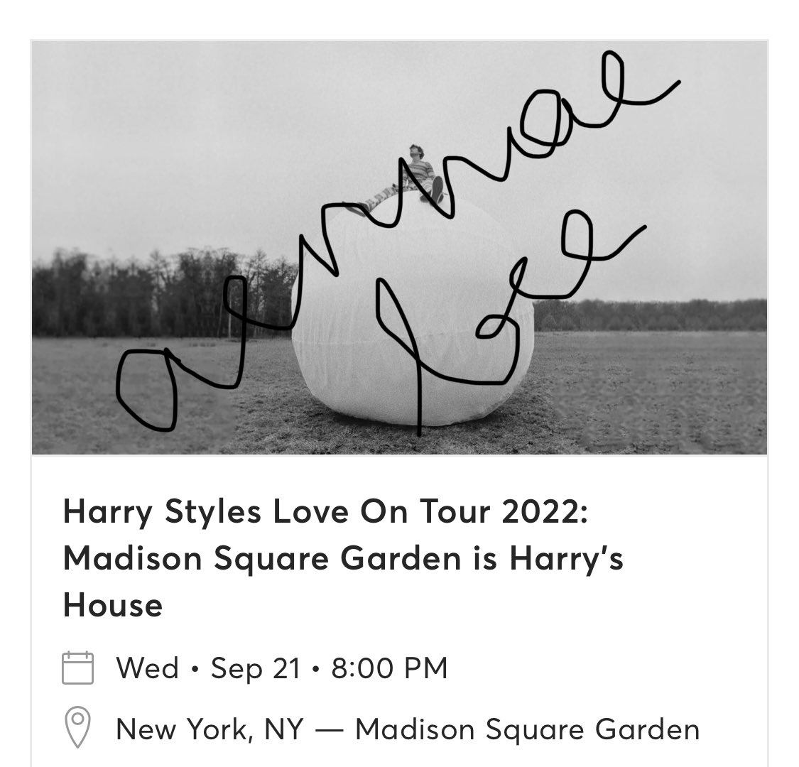 aennaebee's tweet photo. Selling ONE seated ticket for Harry Styles at MSG on 9/21, section 307, $204 through PayPal, same price I originally paid! Can’t go anymore because our plans changed. I’ll send a screen recording as proof, so hmu via DM if you‘re interested 😊

tags: HSLOT22 Love on Tour NYC https://t.co/QmihKibyBR