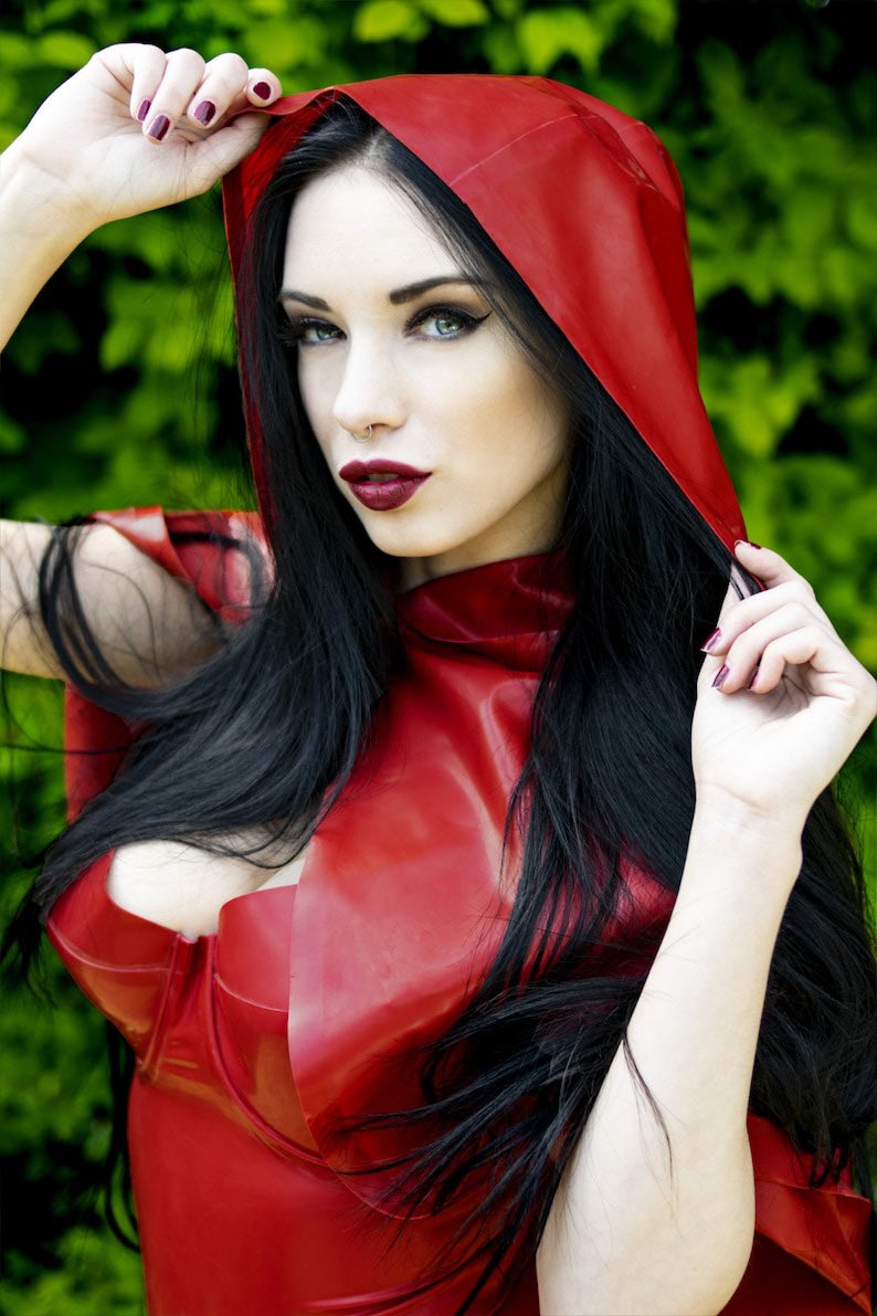 CatalystLatex's tweet photo. 🚨 Latex Cape 🚨
Shop here: https://t.co/FMkmJtabL4

Model: @missrubyalexia 
Photographer: Pasiune Creative https://t.co/ZmCiOW0Oaf