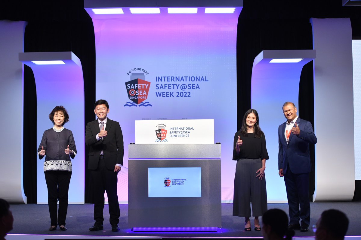 MPA_Singapore's tweet photo. Senior Minister of State for Transport, Mr Chee Hong Tat, launched the International Safety@Sea Conference, where he shared various MPA-led initiatives that will enhance #efficiencies and #maritime safety. #SafetyAtSeaWeek https://t.co/bOABvT24Ah