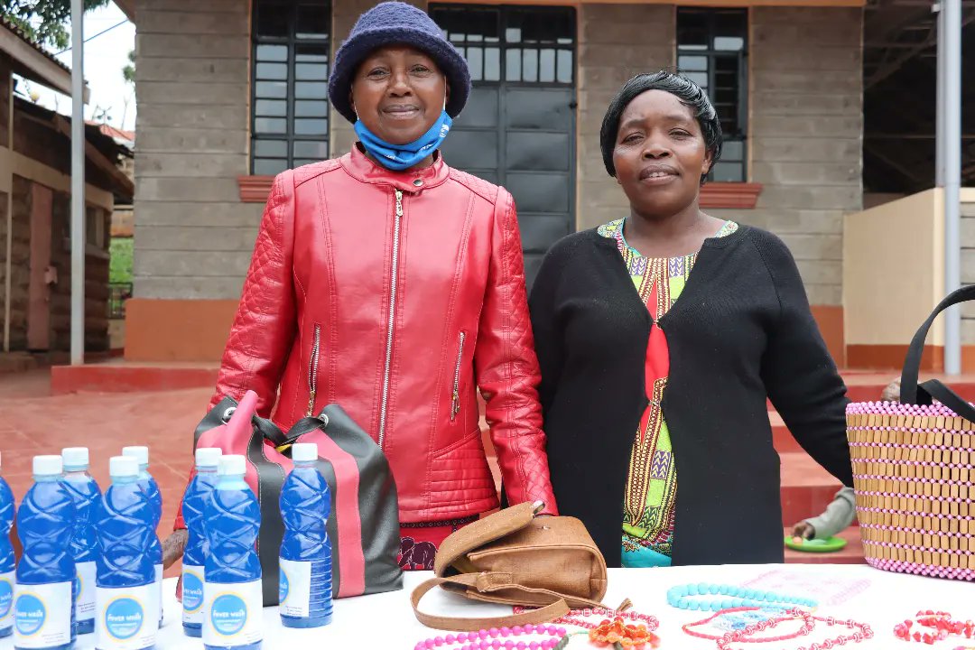 HandinHandEA's tweet photo. Members have also displayed their products, which they have made through skills gained from the project. #KMES
#GivingHopeDignityChoice #MakingADifference #entrepreneurship #jobcreation #communitydevelopment https://t.co/lZmTCT04eZ