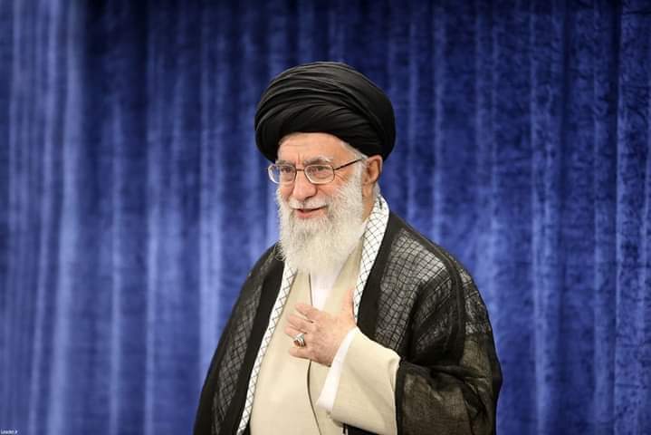 ryousif211's tweet photo. على كل عائلة عراقية إن تثقف أطفالهم منذ الصغر ، أن عدوهم وقاتل آبائهم واعمامهم وخراب بلدهم هو #خامنئي و #ايران ومن تبعهم ، كما أفعل انا مع عائلتي ولا اترك غيري يثقفهم عكس ذلك،لو فعلنا ذلك نستطيع أن نبني جيلا قادرا على معرفة عدوه وبالتالي يأخذ حذره منه 
#العراق https://t.co/8P3mNBISw3