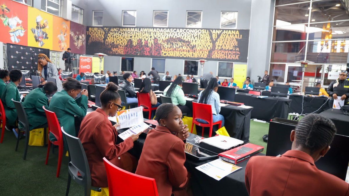 MotsepeFoundtn's tweet photo. Today, Motsepe Foundation re-launched Girls in STEM with 40 aspirational science and tech learners.

Contributing to the global campaign to reach 1 million girls #1MillionGirlsInSTEM, diverse contributions must be nurtured  within the fields that shape our future. https://t.co/XlJdHu2Vhf