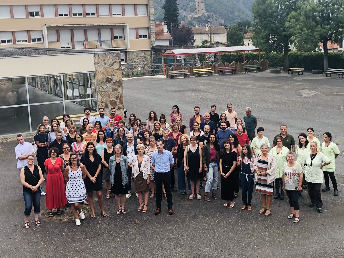 Une nouvelle rentrée au collège Lakanal ✨ Bienvenue au nouveau principal Mr Ollivier <a href="/CollegeLakanal/">Lakanal</a>