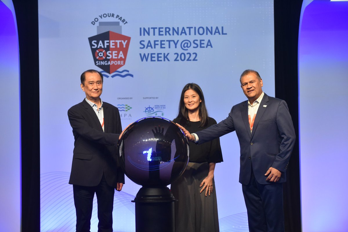 MPA_Singapore's tweet photo. #MPA, the Workplace Safety and Health Council and the National Maritime Safety at Sea Council jointly launched an educational video on the safe boarding of vessels and a booklet to improve safety protocols and emergency responses. #SafetyatSeaWeek https://t.co/5PISrNkNBv https://t.co/UmdDYNxdZM