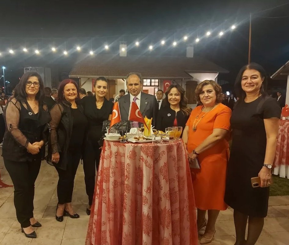 dilekrk's tweet photo. Uşak Valimiz Sayın Turan  ERGÜN'ün himayelerinde gerçekleşen 30 Ağustos Zafer Bayramımızın 100. yıl dönümü resepsiyonuna katıldık.
#30AğustosZaferBayramı
@drturanergun
@mehmetaltay64
@ismailgunes64
@TC_UsakValiligi 
@banazkaymakam
 – Uşak Nüfus Müdürlüğü adlı yerde https://t.co/L2inExiQYX
