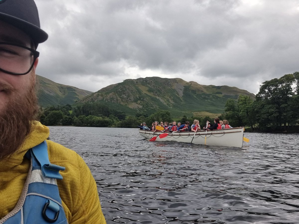 DWoolley_OBT's tweet photo. Muir team from @xpgateshead rowing out on to expedition. We are crew! 

#outdoorlearning 
#xpgateshead
#expedition 
#morethanyouthink
#outwardbounduk 
@UllswaterCentre https://t.co/X7r2LsTwnT