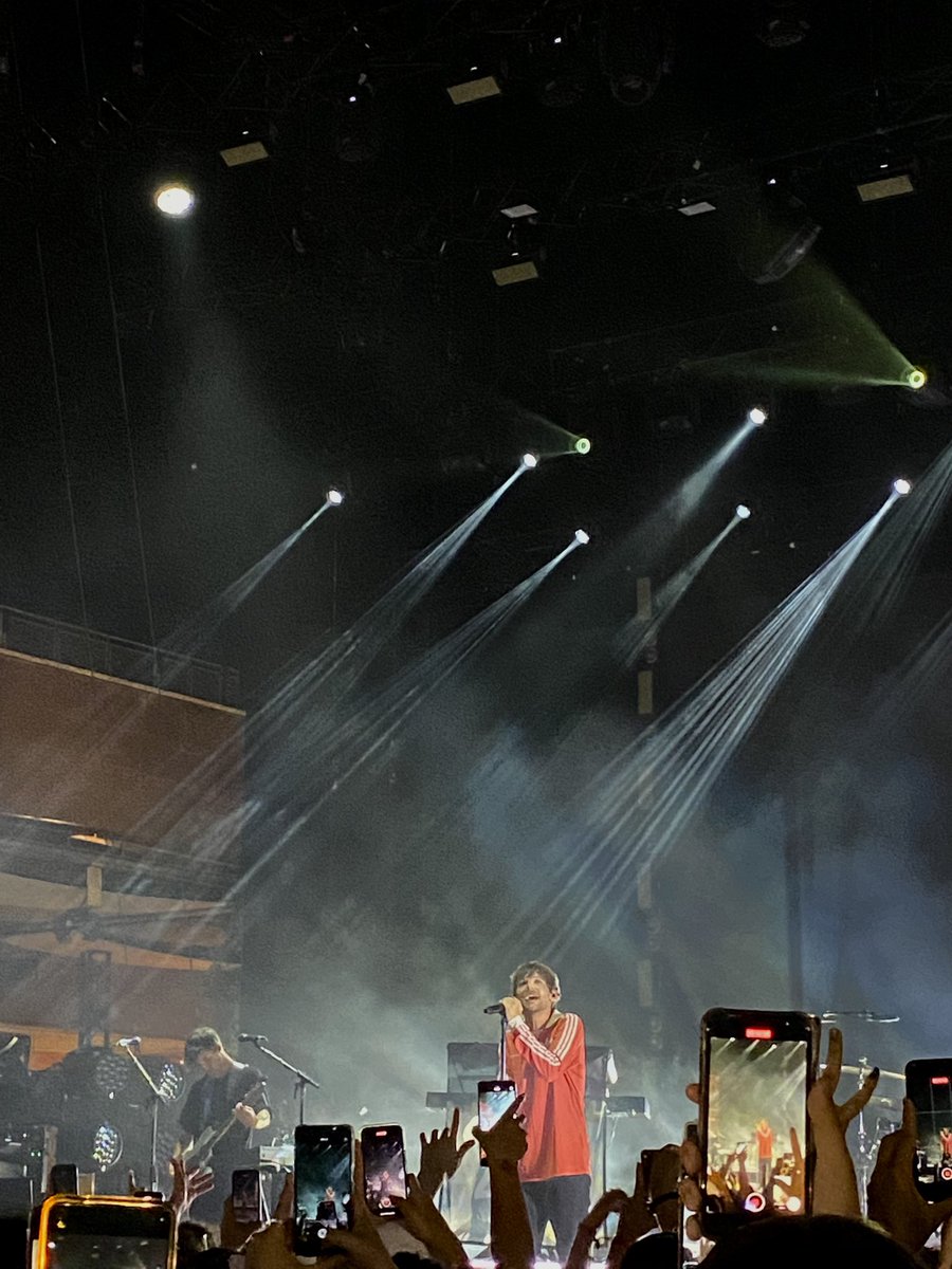 anar al concert d’en louis ha sigut ❤️‍🩹
