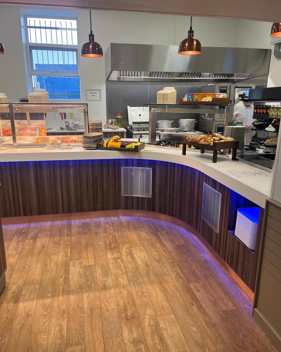 cater2equipment's tweet photo. 💜 Fantastic project handover at Braid Valley Hospital Ballymena!
This was a full refurb of the restaurant and dining area incorporating a new bespoke counter, display units , cook-line and refrigeration.
#cater2 #electroluxprofessional #counterline #nhs #cateringequipment https://t.co/erD4b8hLKs