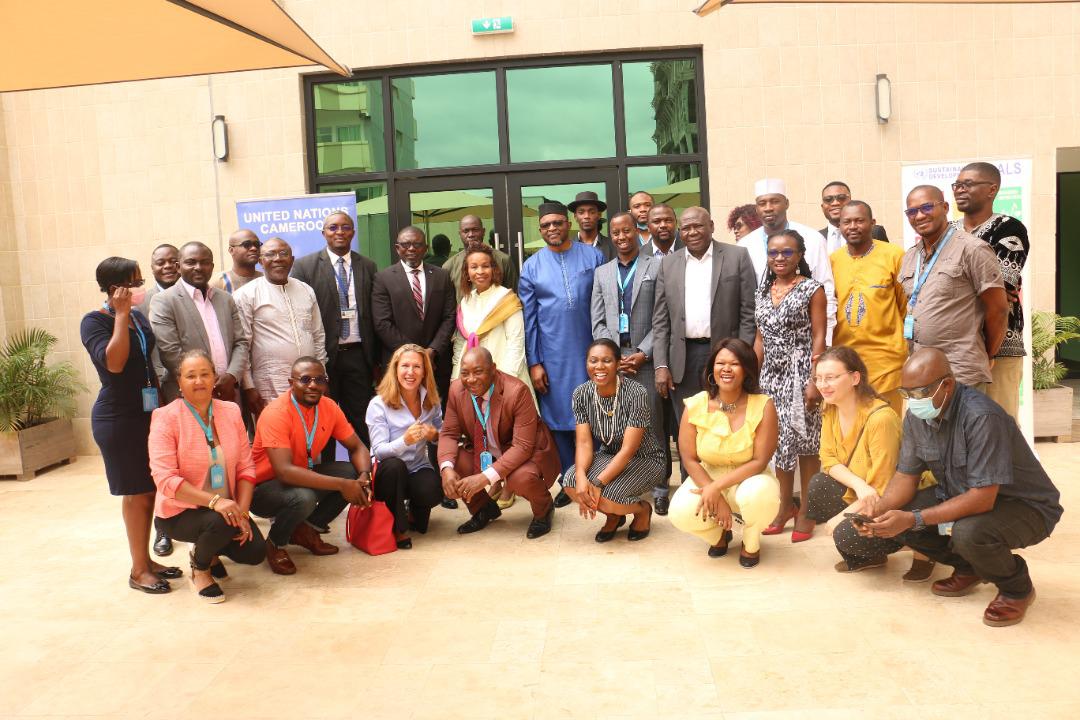 WFP_Cameroon's tweet photo. #Cameroon🇨🇲
#HappeningNow
@UN_Cameroon staff hold 3-day workshop to ensure proper reporting on achievements of #SDGs in the presence of UN RC @mznaab and @WanjaKaaria who co-chairs the results group 4
Focus is on using #UNINFO platform to enhance delivering as one UN agenda https://t.co/oDVto8HNsL