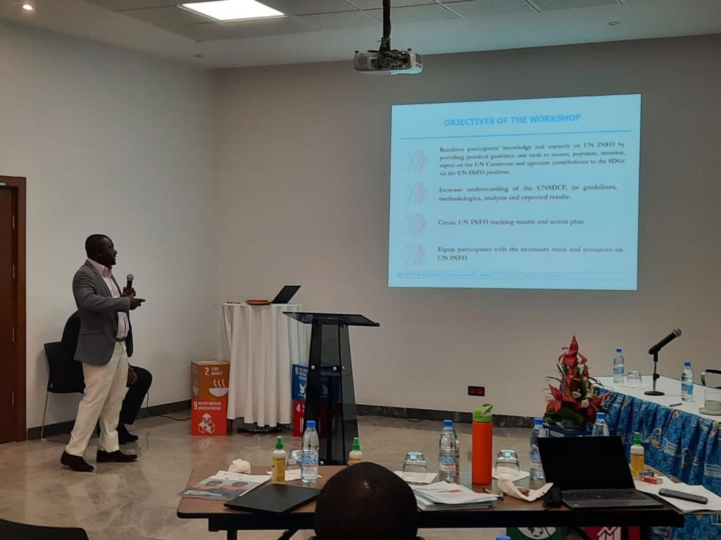 WFP_Cameroon's tweet photo. #Cameroon🇨🇲
#HappeningNow
@UN_Cameroon staff hold 3-day workshop to ensure proper reporting on achievements of #SDGs in the presence of UN RC @mznaab and @WanjaKaaria who co-chairs the results group 4
Focus is on using #UNINFO platform to enhance delivering as one UN agenda https://t.co/oDVto8HNsL