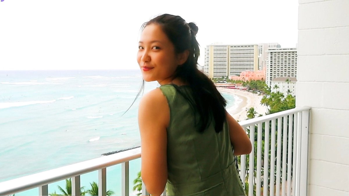 cuteyeripics's tweet photo. YERI HAWAII VLOG 

🏝 https://t.co/4sPG9QUixc https://t.co/7oiGvqORYu