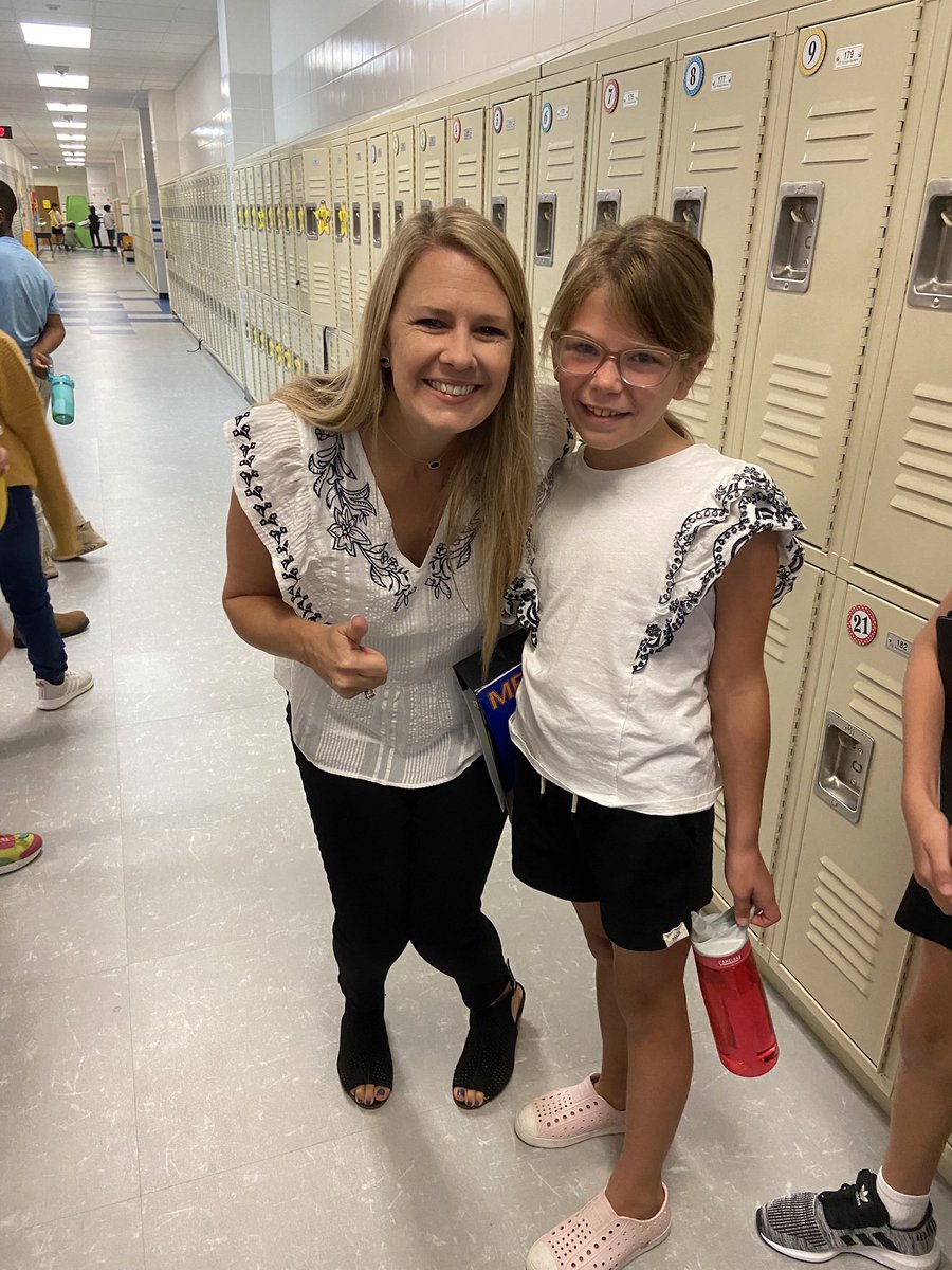 marxstaceym's tweet photo. Twining with a cute @MPEPanthers 3rd grader today! https://t.co/9zYvZ5g26T
