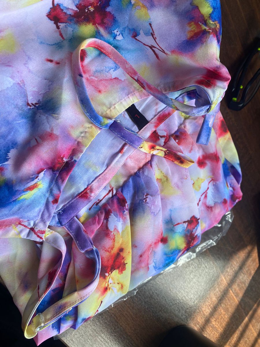 AniteshGhosh's tweet photo. @myntra is the worst shopping website in India, they are looting customers' money,
Order ID # 1211936 28145653249403.
 I received a defective product on 14 th Aug 2022, on 23rd Aug 22 the product has been picked by Myntra.
But now they denied that they don't receive the product. https://t.co/rs2Q87YUqQ