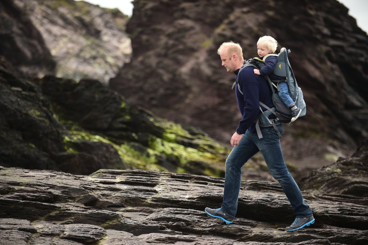 The Cross Country S4 Child Carrier is a great all-rounder carrier. Don’t be fooled by its slim profile as it is packed full of features. 

littlelife.com/products/child…

#babycarrier #babycarriers #childcarrier #toddlercarrier #hiphealthycarrier #littlelifeuk