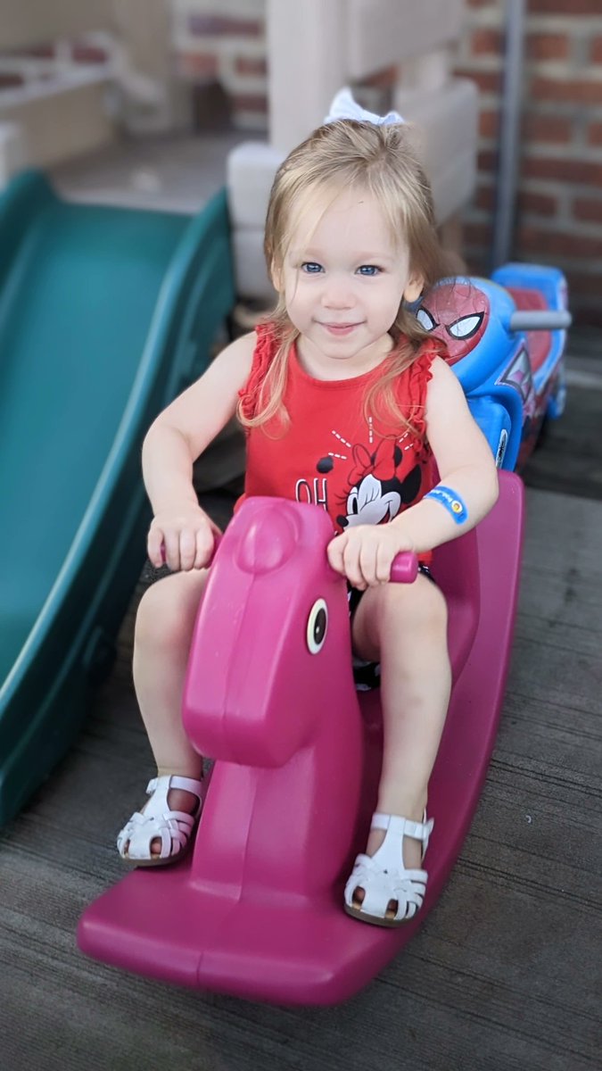 Rocking the first week of kindergarten like a pro! Even if he's bummed that little sister is soaking up the last days of summer♥️