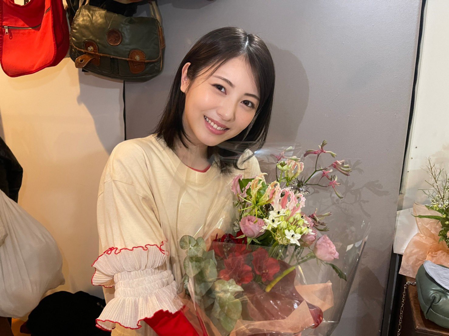 浜辺美波 世界一止めたく目覚まし時計 浜辺美波 世界一止めたく目覚まし時計