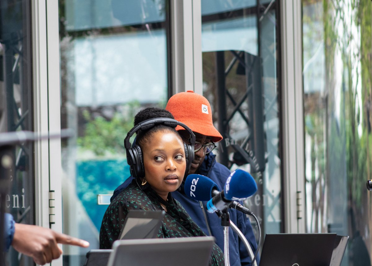 JoyOfJazz's tweet photo. LIVE and unplugged right now  @talkradio702  Relebogile Mabotja (@relebogile)  broadcasting live at the JOY OF Jazz LAUNCH!!!!

#joyofjazz2022
#joyofjazz
#TladiMusicman
 #Jazz
 #Music
#sandton
#launchday
#eDikeni https://t.co/hKaq9ppUF1