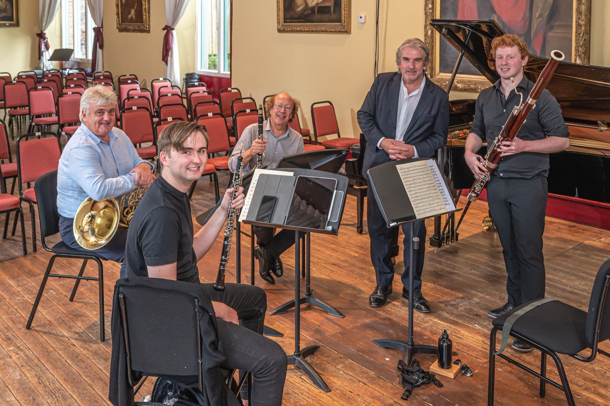 bengannon3's tweet photo. Had the pleasure of performing at the Clandeboye Festival last week with these wonderful musicians. A privilege to work in the beautiful surroundings of Clandeboye Estate (credit Neil Harrison Photography). https://t.co/PJUVBKYGII