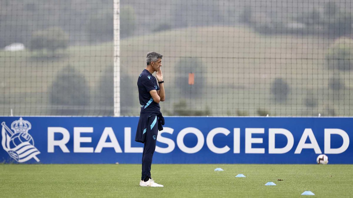 RealSociedad's tweet photo. 𝐑𝐄𝐀𝐋 𝐒𝐎𝐂𝐈𝐄𝐃𝐀𝐃

#AurreraReala https://t.co/dMY04XdM09