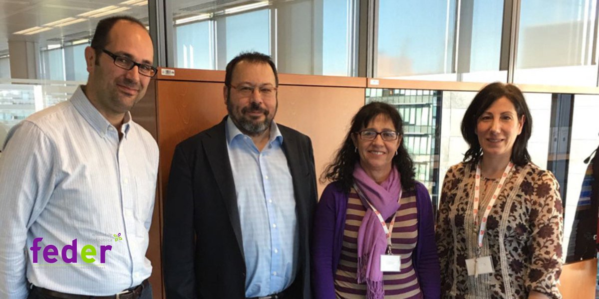 FEDER_ONG's tweet photo. 🟢 Desde FEDER queremos felicitar a César Hernández por su nombramiento así como reconocer a @PatLacruz, que deja el cargo tras más de cuatro años al frente, y agradecer su trabajo por las #enfermedadesraras durante este tiempo 🍀 https://t.co/lna7iyjyh6