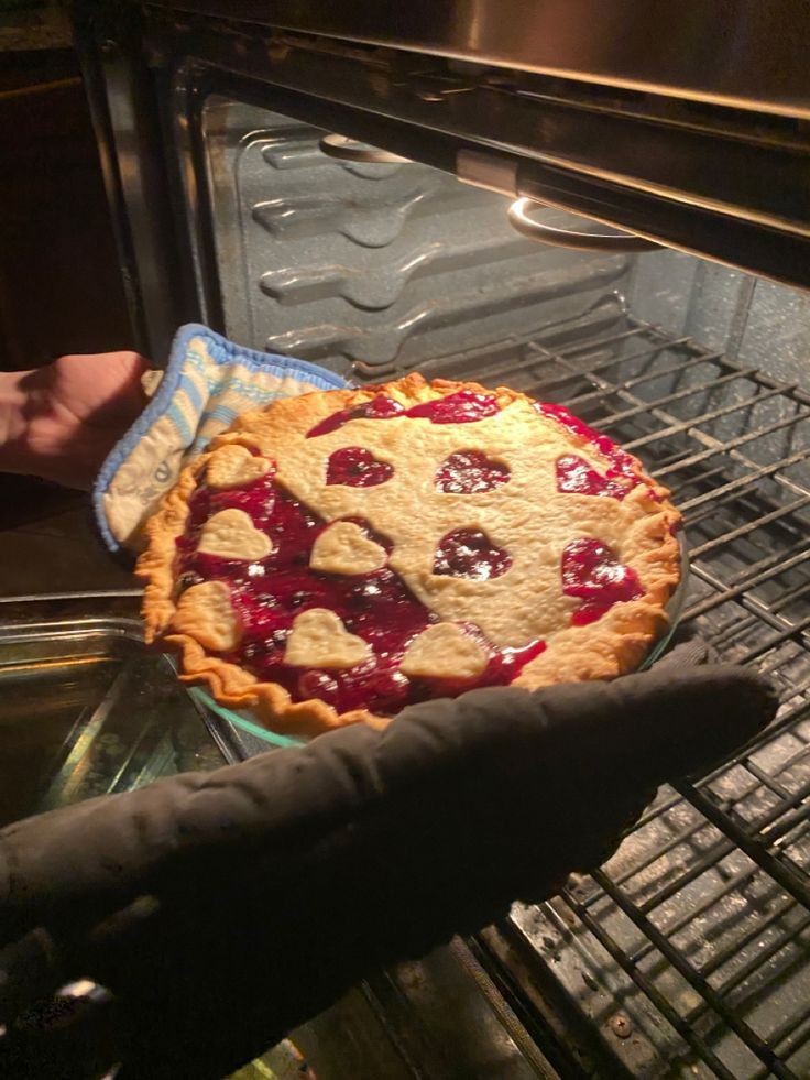 heart cookings !! 🍪🌸♡︎🥧