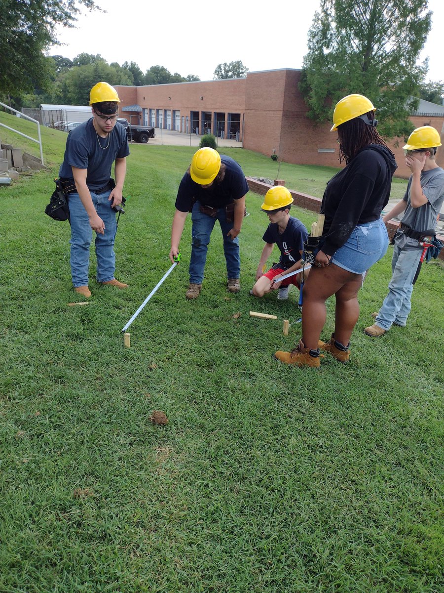 GSTCBuilder's tweet photo. Building &amp; Construction Juniors putting the Pythagorean Therom to work! https://t.co/4LhWM6SkFd