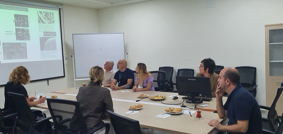 Bioİzmir ekibi ile yaptığımız toplantıda Merkezi Araştırma Laboratuvarı tanıtıldı, uygun ekipmanımızın kalibrasyonu konusunda <a href="/DEU_BioIzmir/">DEU Bioİzmir</a> uzmanlığından, bilimsel projelerde <a href="/deu_team/">DEÜ TEAM</a> ‘in yüksek teknolojili ölçüm tekniklerinden yararlanma konularında işbirliğine karar verildi.