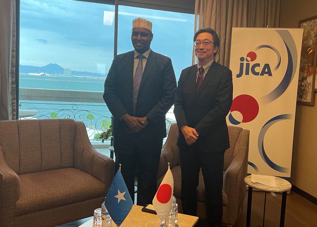 jica_direct_en's tweet photo. #JICA Senior VP Nakamura met Minister of Planning, Investment and Economic Development in #Somalia, Hon. Mohamud Abdirahman Sh. Farah. They exchanged views on the necessity of #Capacity_Development and #Creation_of_Employment_Opportunities for youth towards nation building. https://t.co/XrCj0ivvsF