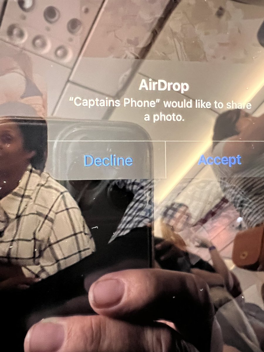CarolineRushton's tweet photo. 2 hr delay get this from the captain. Thank you Jamie James and Chelsie for starting this idea. @cheapholidayexp @JamesRobinson https://t.co/nMntlC47qK