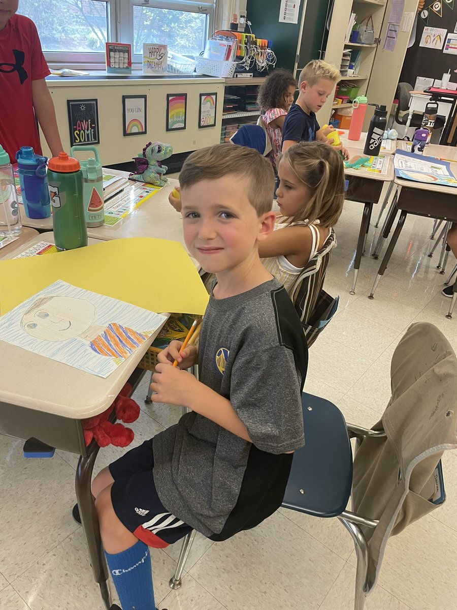 CBJenDellaPorta's tweet photo. We are off to a great start in 2nd grade ✏️📚😊 #gotheextramile @CBGaymanES https://t.co/cIlu6QdUMe