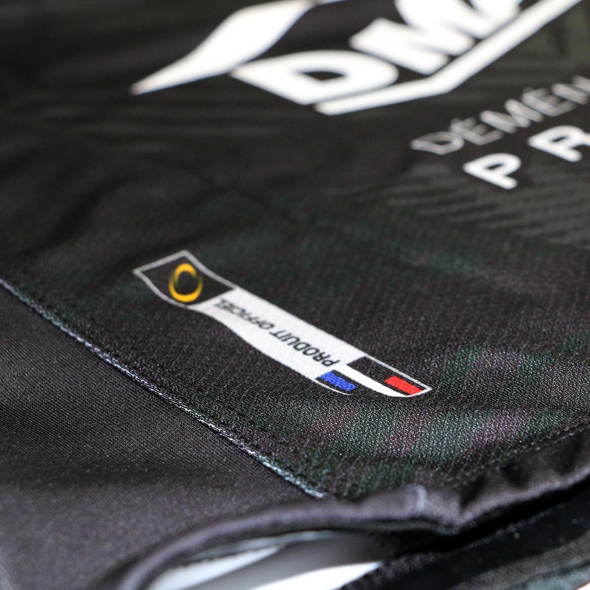 Akka_Sports's tweet photo. #Fédérale2💪🏉 Réception du jour, les maillots Pro©️ 🅳🅾🅼🅸🅲🅸🅻🅴 du🟡⚫️ @GrenadeSports⚫️🟡
🤩Design tout en sobriété pour affronter cette nouvelle saison dans l'échelon supérieur‼️
Merci au club pour leur confiance et la totale liberté de création🙏
🛒https://t.co/yBFDFKP6KZ https://t.co/21uGiN8hSM