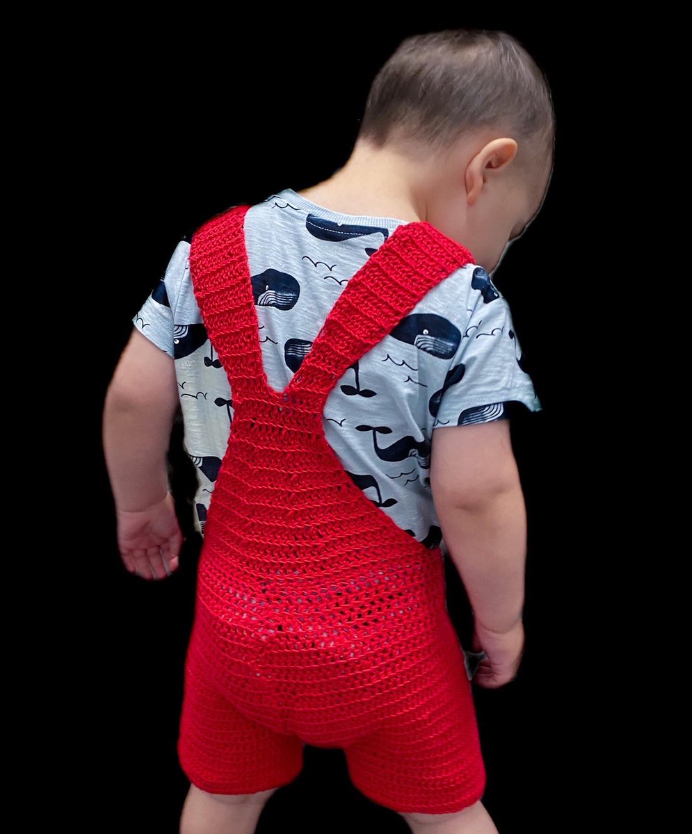 CrochetPot's tweet photo. These short dungarees were designed by myself and I have to say I am so pleased with the way they have turned out xx #crochet #handmade #childrenswear #design #crochetmagicmadebythecrochetpot https://t.co/WT5lVic7LS