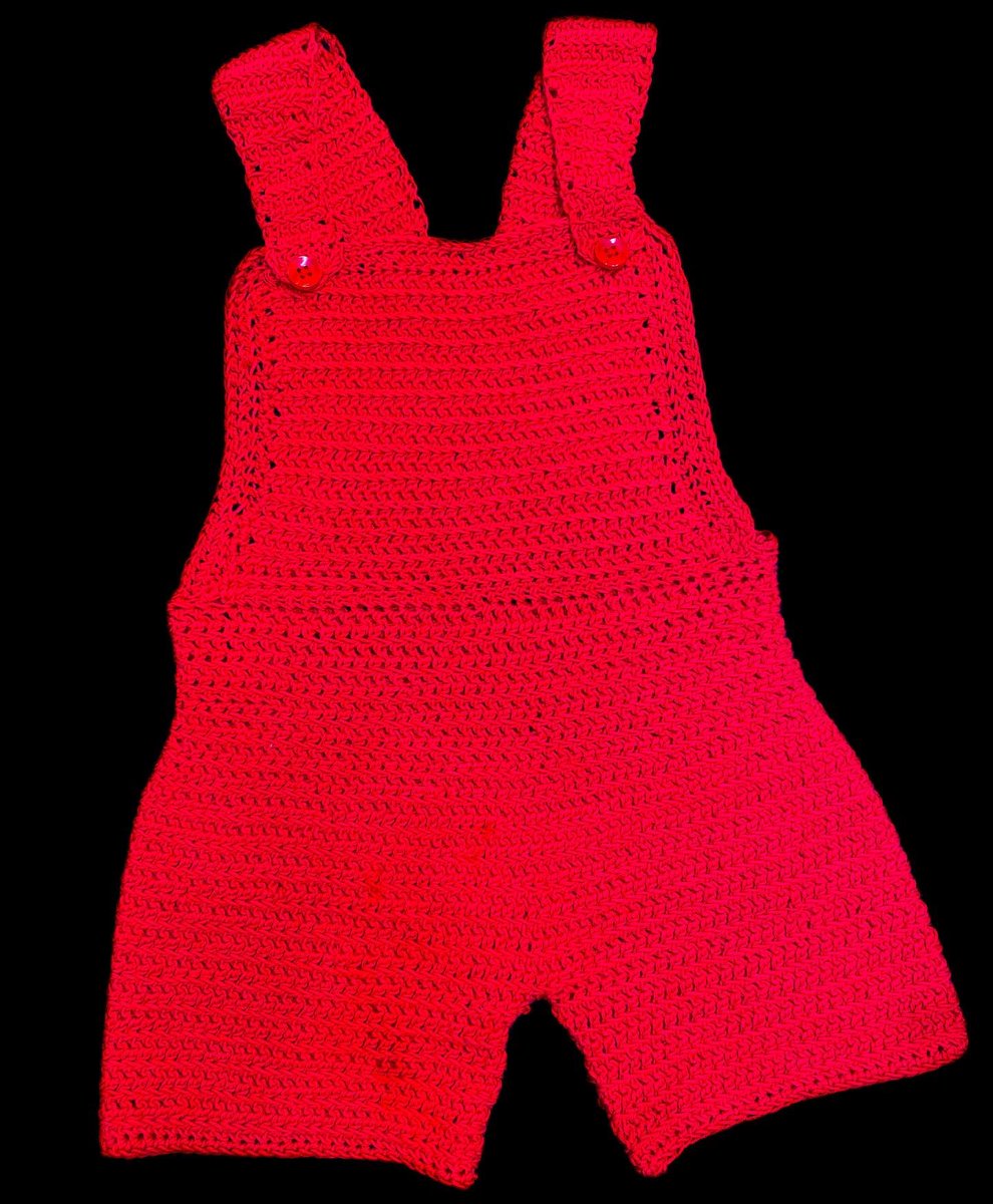 CrochetPot's tweet photo. These short dungarees were designed by myself and I have to say I am so pleased with the way they have turned out xx #crochet #handmade #childrenswear #design #crochetmagicmadebythecrochetpot https://t.co/WT5lVic7LS