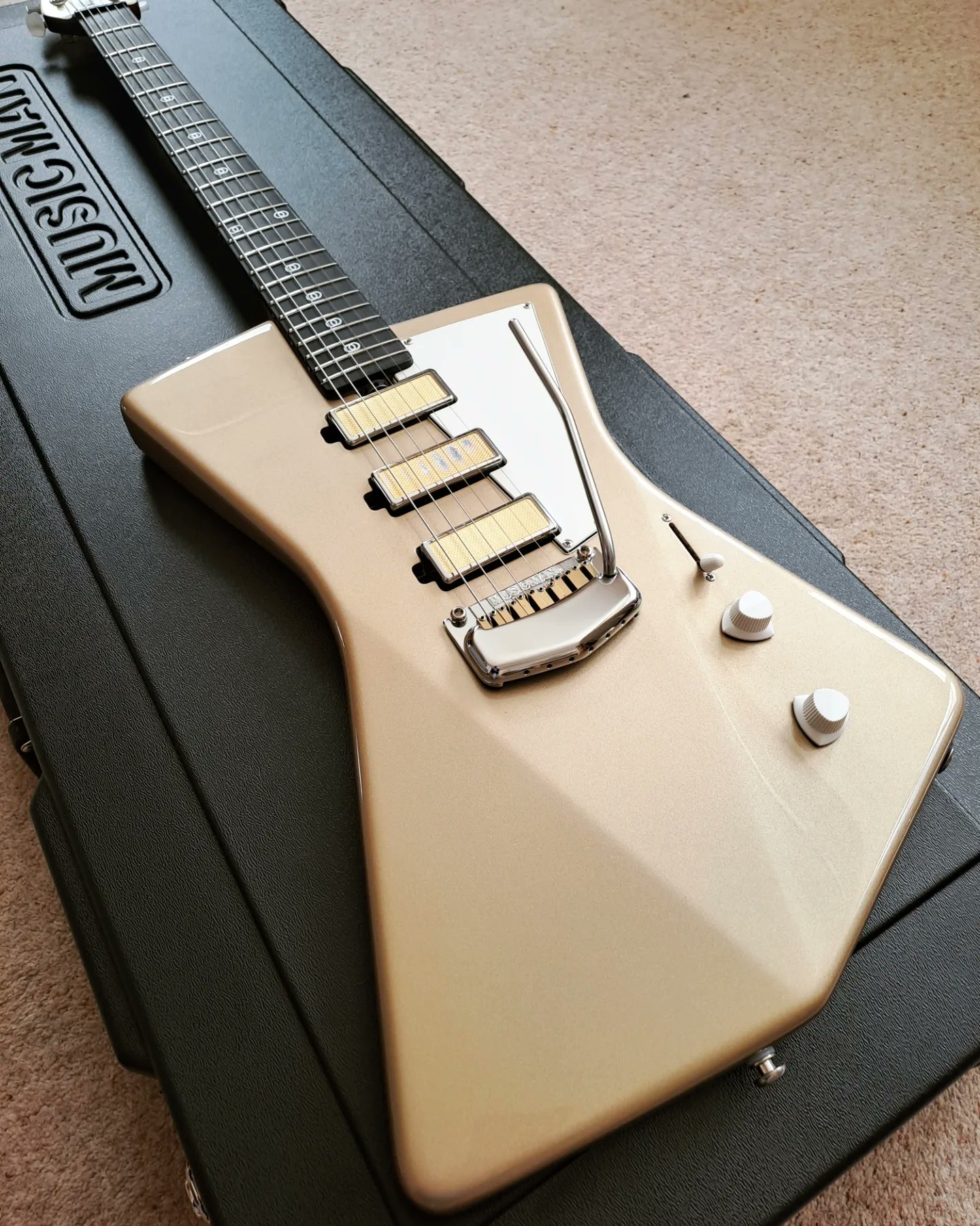 James Garrick (James_Garrick) / Twitter