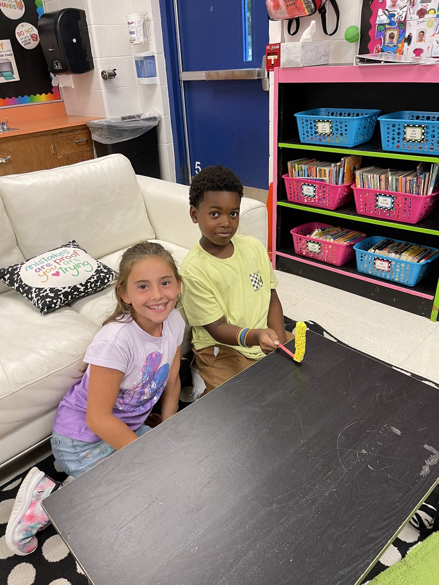 Mrs. Stavros tweet media