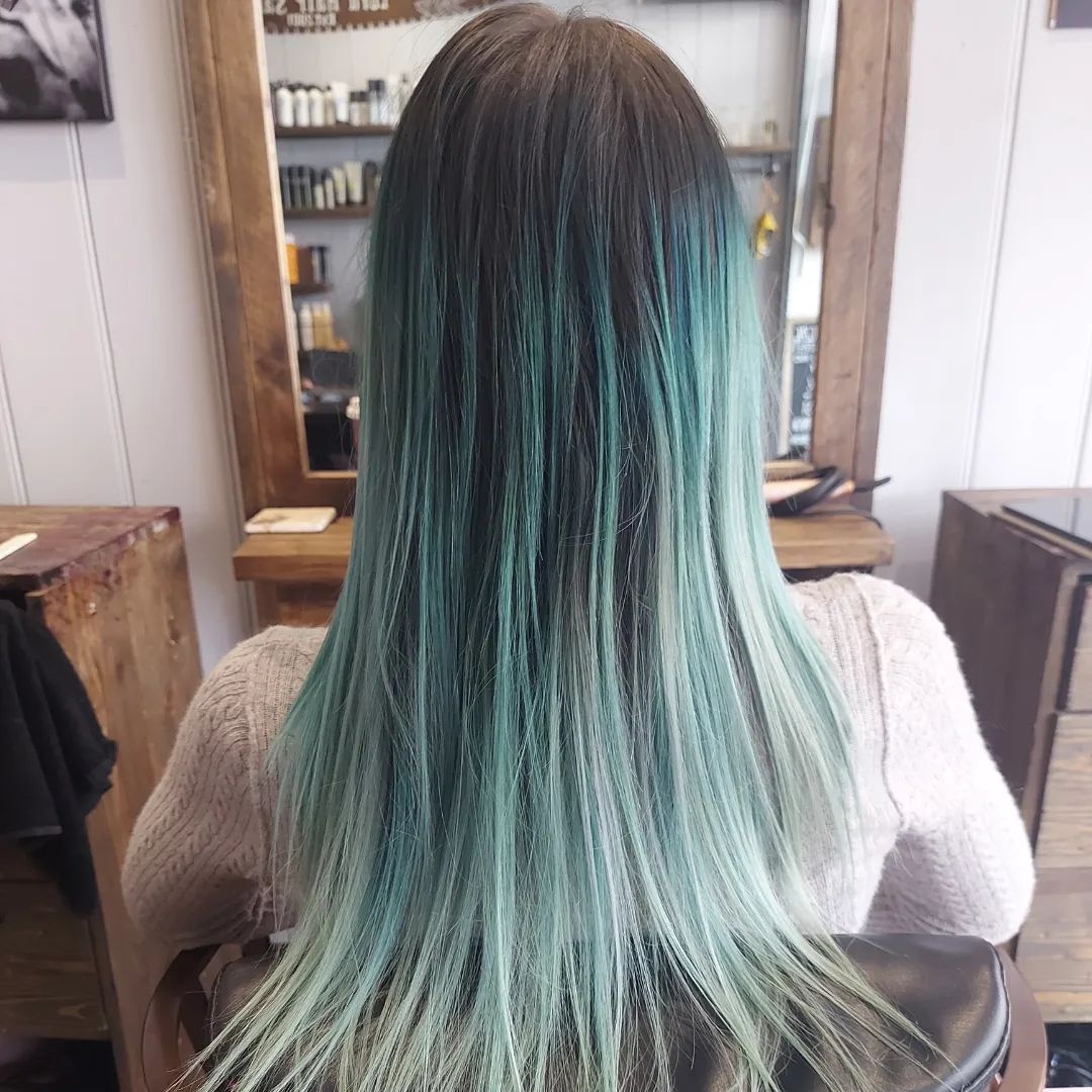 ConceptHairMag's tweet photo. โ๏ธ Who needs sunshine... WHEN YOU CAN BE THE SUNSHINE?!?
This beautifully, vivid creation is by @hairmagicbea
#vividhaircolour #creativecolour #yellowhair #orangehair #creativecolourexpert #concepthairmag https://t.co/EgPen8b5Tq