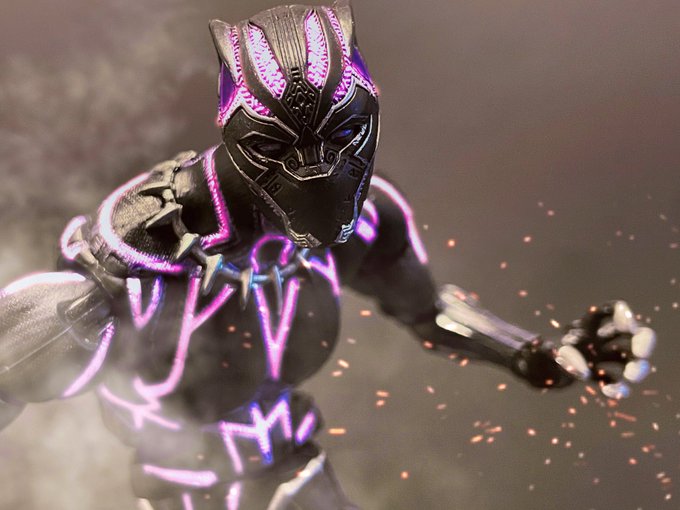 ブラックパンサーのtwitterイラスト検索結果