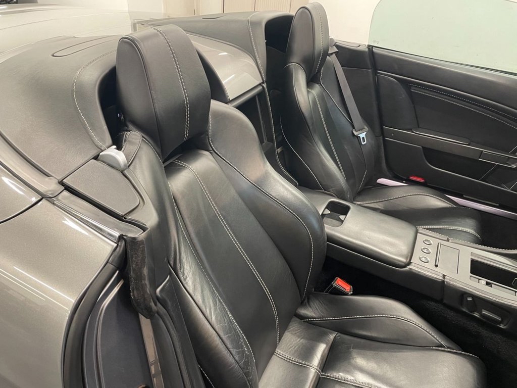Rushmores_Cars's tweet photo. 💥2008 ASTON MARTIN VANTAGE💥
Just in! This 2008  ASTON MARTIN VANTAGE
4.3 V8 ROADSTER 2d 380 BHP With 43200 Miles!

£39,999 or From £740 Per Month!

⬇️Apply Here⬇️
https://t.co/QucF7QBhCj  📊

#cars #catford #london #carsforsale #automobile #caroftheday #carlovers https://t.co/AF3x8c1DIF