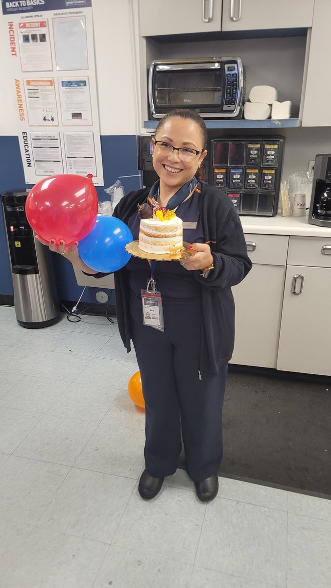 TheHubSports's tweet photo. We are celebrating Super Team Birthdays this morning!! Happiest of Birthdays to Ramon and Ana!! Thanks for spending it with your work fam! My Team Rocks!! Have a GREAT day everyone!! #teamb6pbi @HelloJetBlue @JetBlue #jetbluesofly @YQRamos https://t.co/Sv1jvRntgX