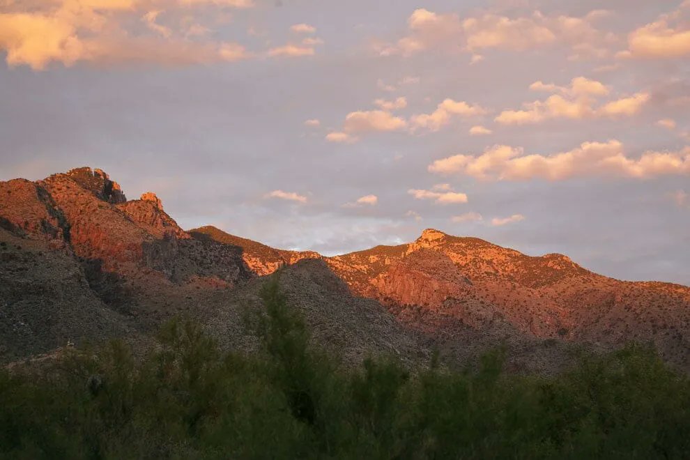 muz4now's tweet photo. Poem: Mountaintop Experience https://t.co/8TofMOAiEN [rewind]
 #exformation #improv #improvisation #inspiration #motivational #poem #presentmoment #spontaneous #story https://t.co/31QGf92Tz6