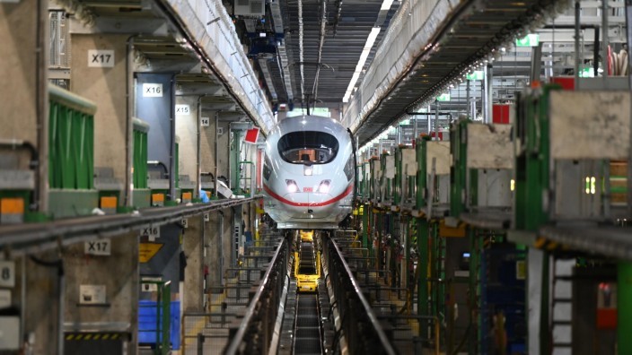 Seit Jahresanfang ist die Dr. Sasse Gruppe für das technische FM des ICE-Werks am Münchner Hauptbahnhof tätig. Sie fragen sich, gibt es Besonderheiten beim TFM im ICE-Werk und wollen mehr darüber wissen? Dann lesen Sie hier: sasse.de/ice-werk/
#ICE #Hauptbahnhof #Muenchen