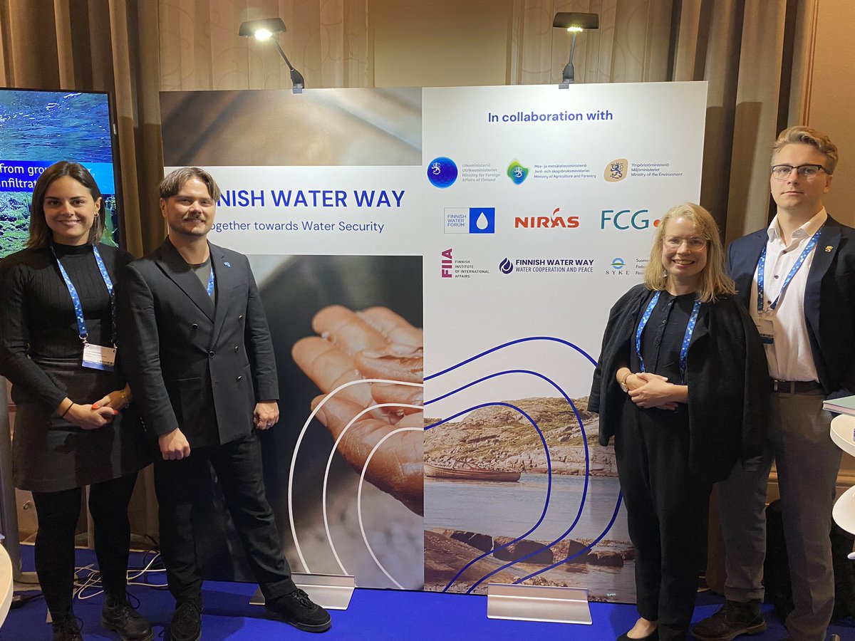 Junior rapporteurs from the Finnish  #Waterdiplomacy network are today present at the Finnish booth at #WWWeek. Come and say hi!